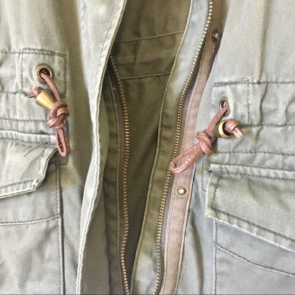 🟠 2/$20 H&M LOGG Utility Jacket - Army Green (8) - Picture 5 of 13